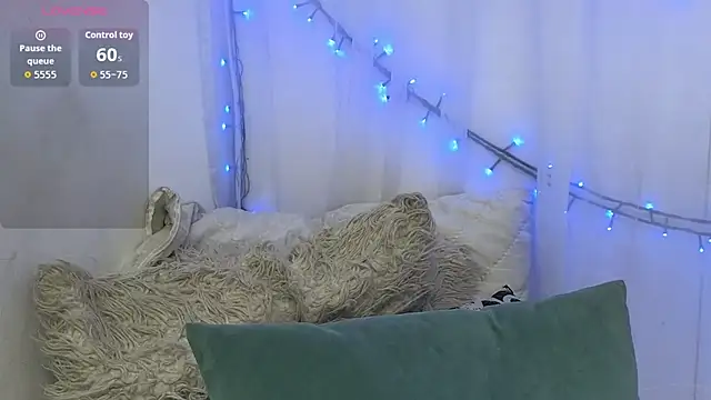 Chat +18 de ninaa_fox ao vivo