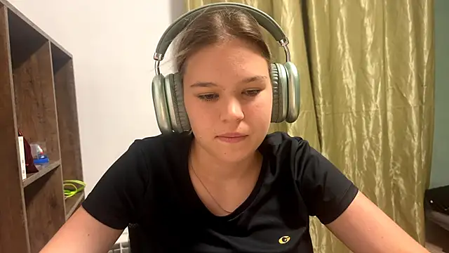 Chat +18 de HellyRay ao vivo