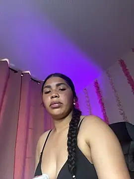Nanis_ec's Live XXX Chat