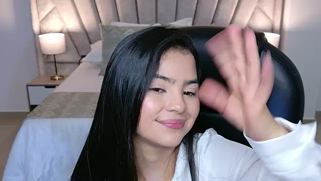 Czat XXX na żywo – Layla_Breezee