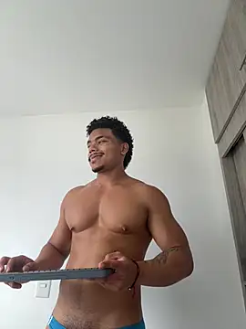 Онлайн чат XXX XavierColeman