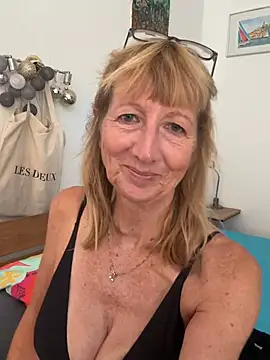 MatureKim Live XXX-chat
