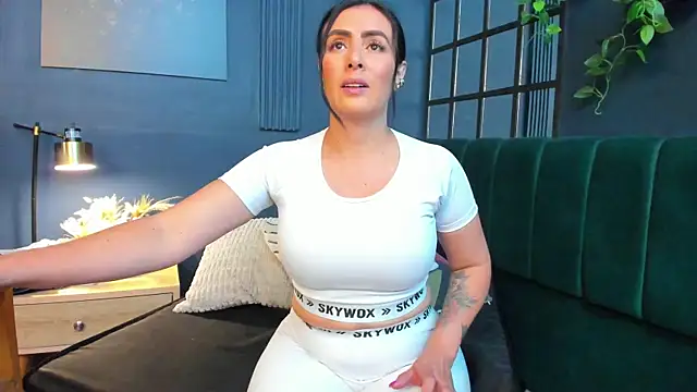 scarlet_edwars' Live XXX Chat