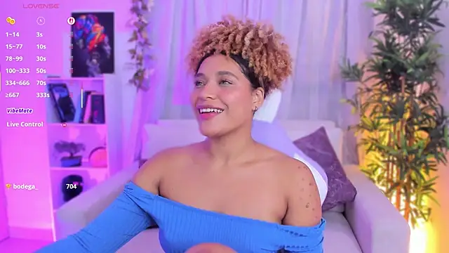 دردشة natty_romanof_18 الجنسية المباشرة