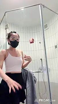 XXX chat uživo modela Nami__