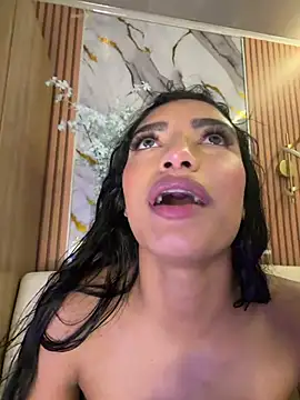 Chat +18 de AlinaArgii ao vivo