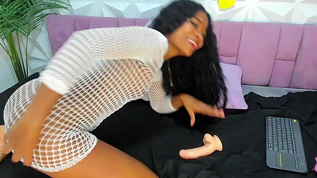 Chanell_Banks' Live XXX Chat