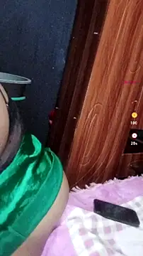 ChubbyMidgetxxx19: απευθείας συνομιλία ΧΧΧ