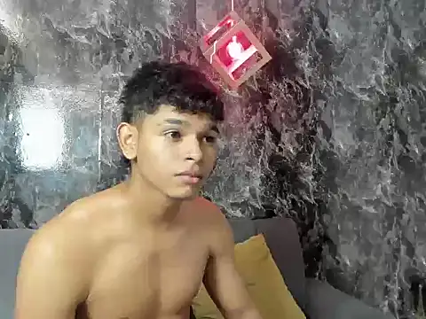 nova_mitchell7 élő XXX-chatje