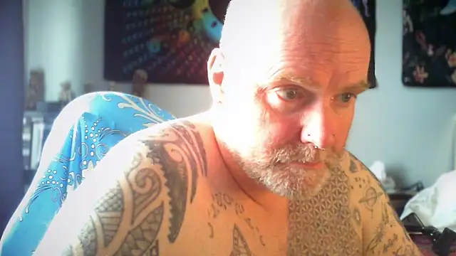 Chat XXX Live Tattooed_Dilf_01