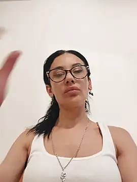 XXX chat uživo modela Blackeyeslady
