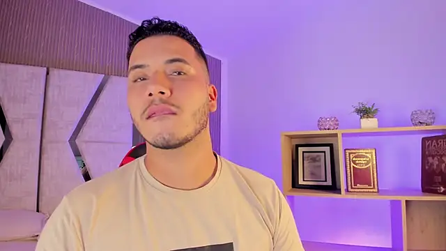 Chat XXX en directo de Axel_grey_