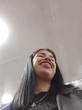 Nathaly_12 Adlı Modelin Canlı XXX Sohbeti