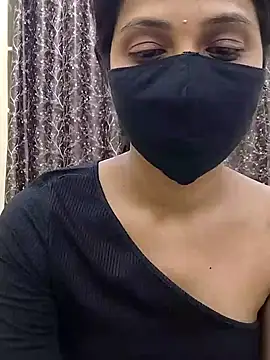 darlingangelina07 Adlı Modelin Web Kamerası Şovu