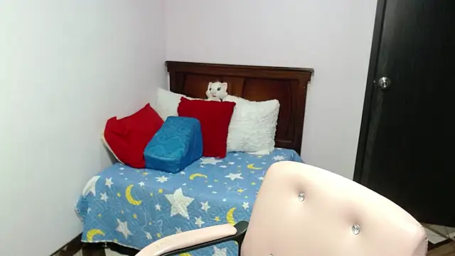 camilavargas_のライブXXXチャット