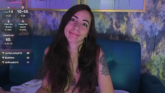 Онлайн чат XXX HollyBloom_