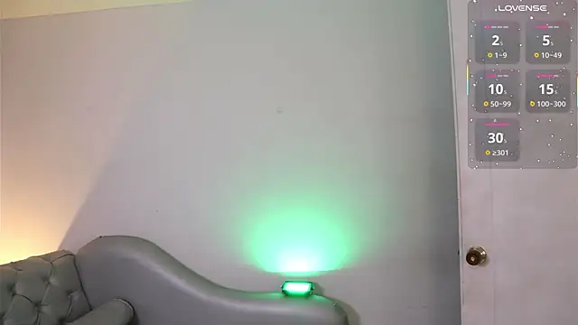 Velvet_Raze live XXX chat