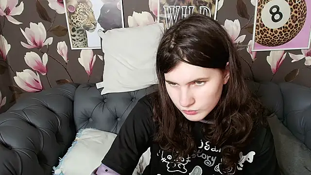 Živý XXX chat NoriMoore