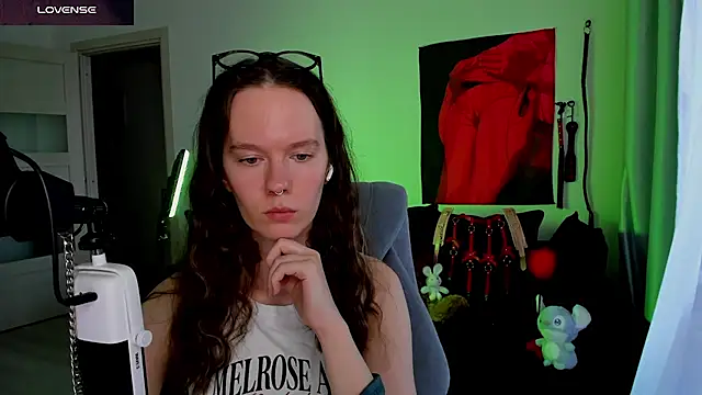 Chat +18 de Vulgar_Tamer ao vivo