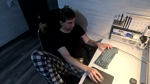 Einar_Nut Live XXX-chat