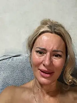 Tania201243 – Live XXX-chat