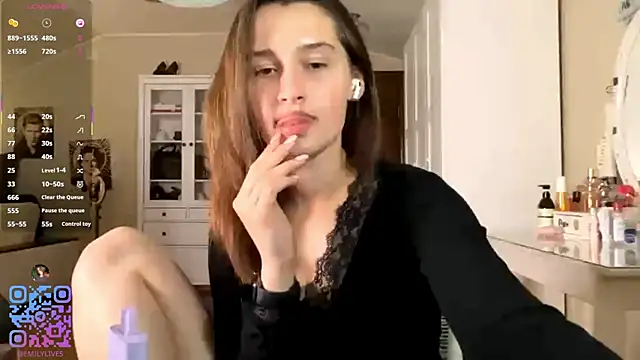 DarlineBrustera's Live XXX Chat