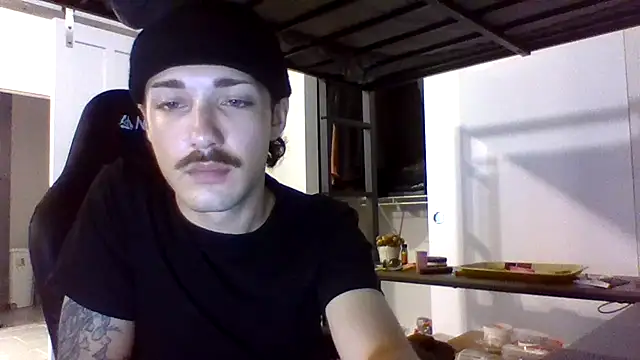 Jbenz420 现场XXX聊天