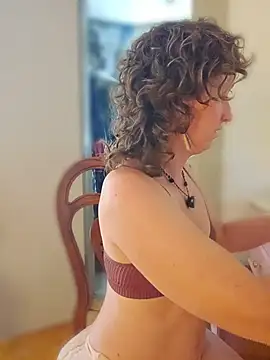 دردشة mossy_kiss الجنسية المباشرة