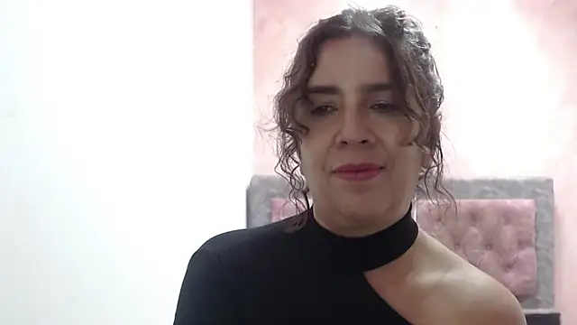 Victoria_meester Chat XXX live