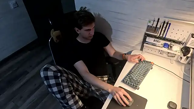 Chat XXX en directo de Einar_Nut