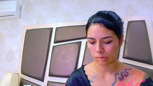 NicoleEsposito Chat XXX in diretta