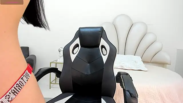 lorraineHunter – Live XXX-chat