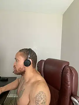Fathero1time Live XXX-Chat