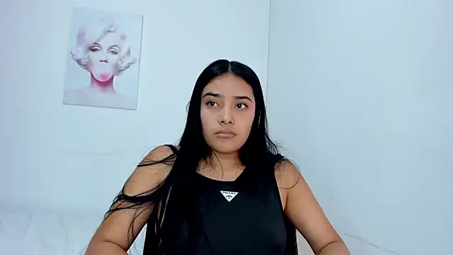 valeria_millers 现场XXX聊天