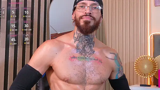 Czat XXX na żywo – Simon_Rz