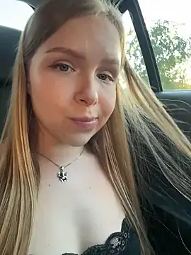 Liza_risky লাইভ XXX চ্যাট