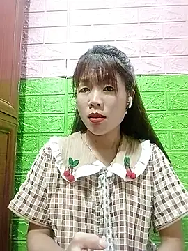 AmyLinee01 现场XXX聊天