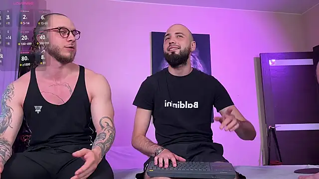 Chatroom XXX en direct de FireBeard_
