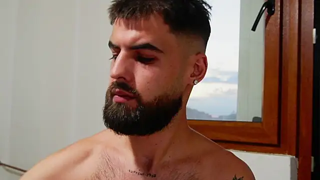 دردشة HairyRobxxx الجنسية المباشرة