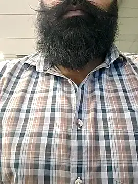 Dominating_Daddy: διαδικτυακό σόου στην κάμερα