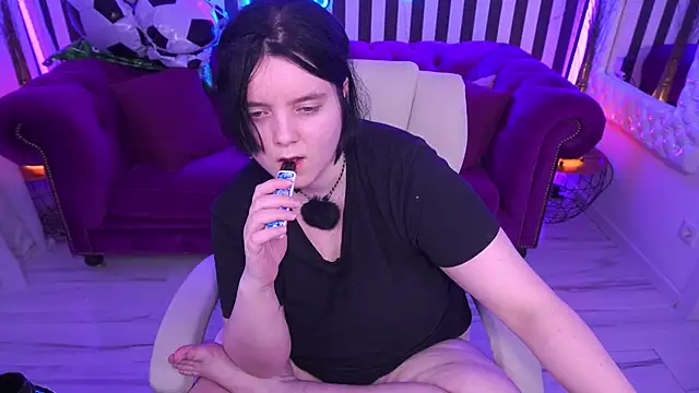 LittleShyy's Live XXX Chat