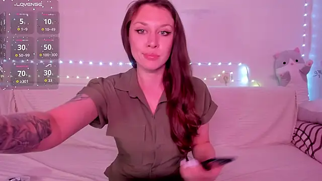 XXX chat uživo modela Lil_Foxy9