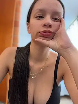 Czat XXX na żywo – Soy_Sara7