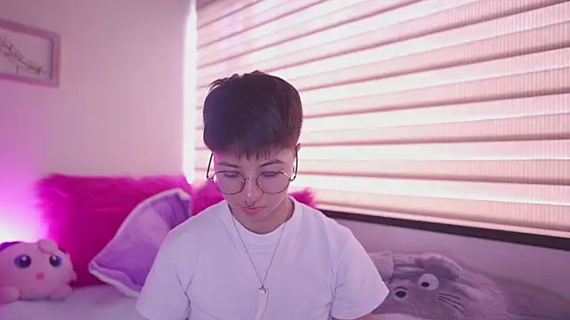 Chat XXX Live tommy_blue