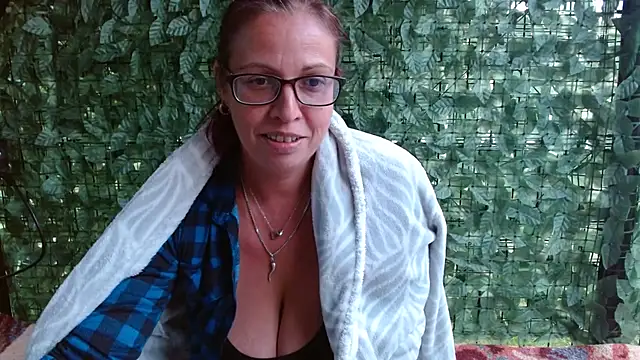 LadyHellene – Live XXX-chat