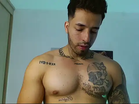 Jacobb_Phoenix Adlı Modelin Canlı XXX Sohbeti