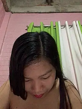 Cleo17's Webcam Show