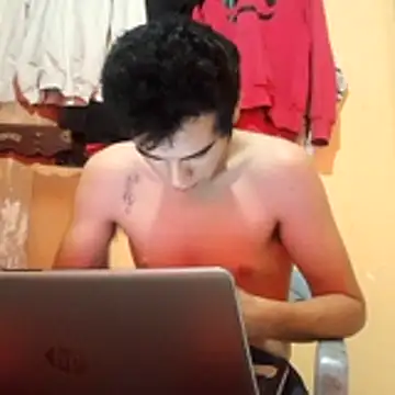Ortiz3404 Chat XXX in diretta