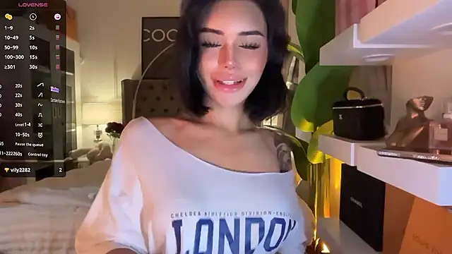 ParisianDoll XXX чат на живо