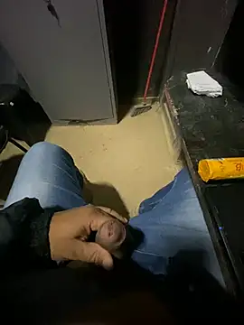 Chat +18 de SeuGuarda2001 ao vivo